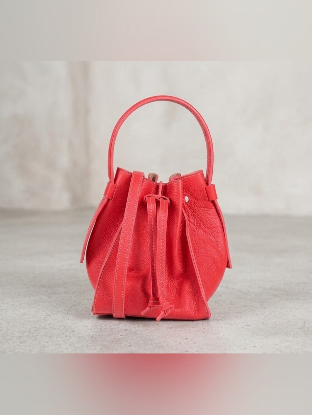 Italian Designer Genuine Cowhide Leather Bucket Handbag